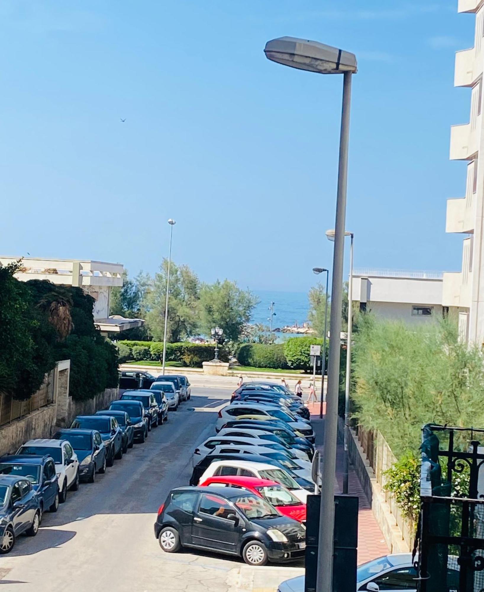 Dimora Mare Apartment Bari Luaran gambar
